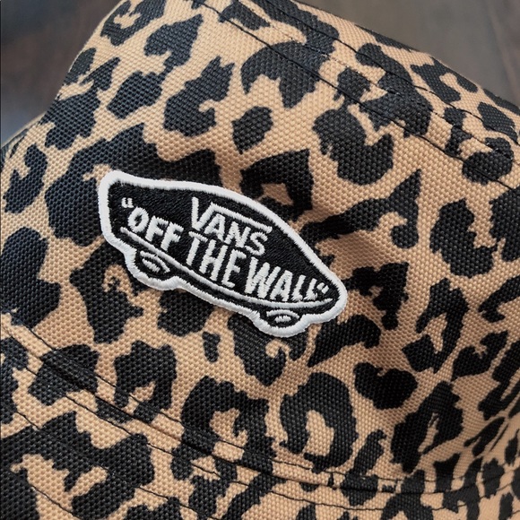 Vans women’s Hankley Buck Hat - Picture 3 of 8